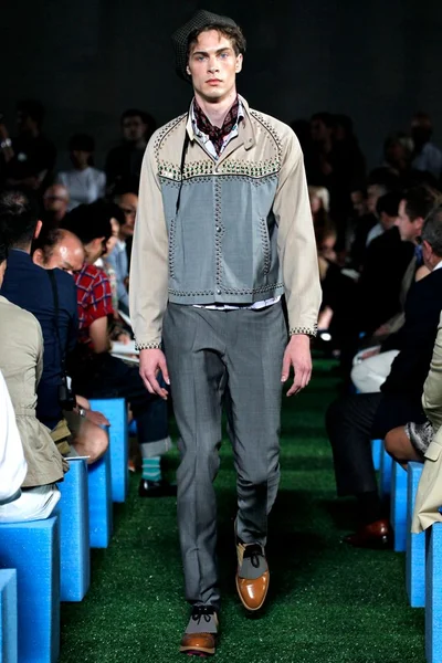 Look 8